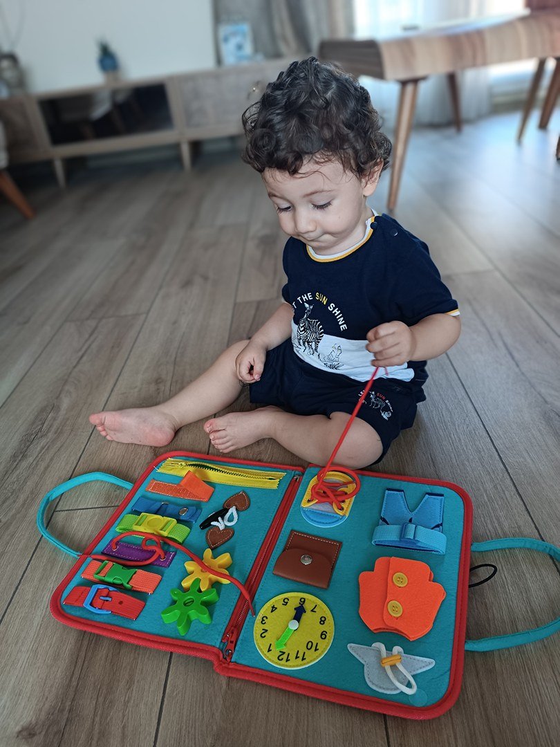 Montessori Aktivite Çantası: Ekransız, Duyusal ve Öğretici Bir Oyun Deneyimi - Antiola