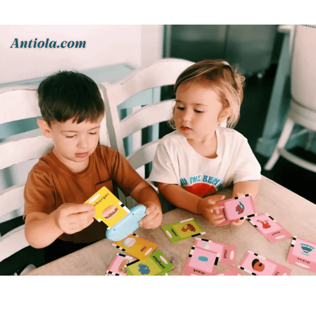 KittyLingo İngilizce Konuşan Kartlar Eğitim Seti - Antiola